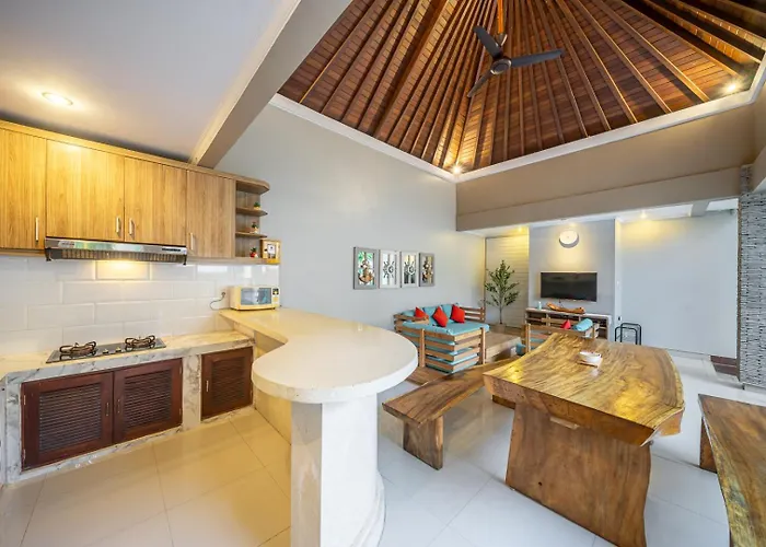 Q Lo 1 , Seminyak